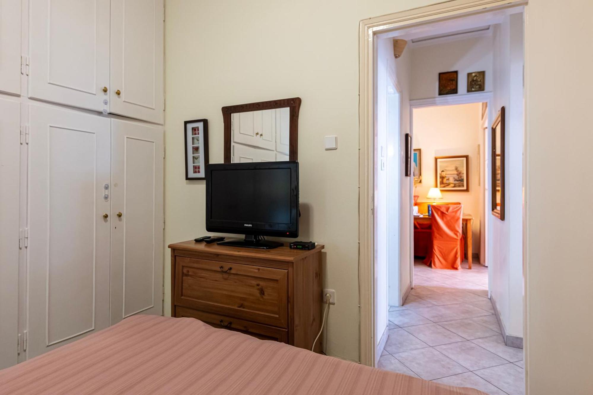 Sea View Apartment 100M From The Beach Saronida Ngoại thất bức ảnh